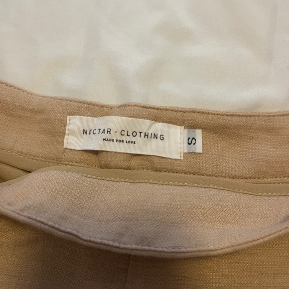 Beige High Rise Shorts - Picture 3 of 3